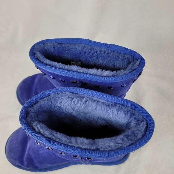 Pre-owned Rare blue Ugg boots US size 5 (big kid)with blue studs see photos - Picture 8 of 13